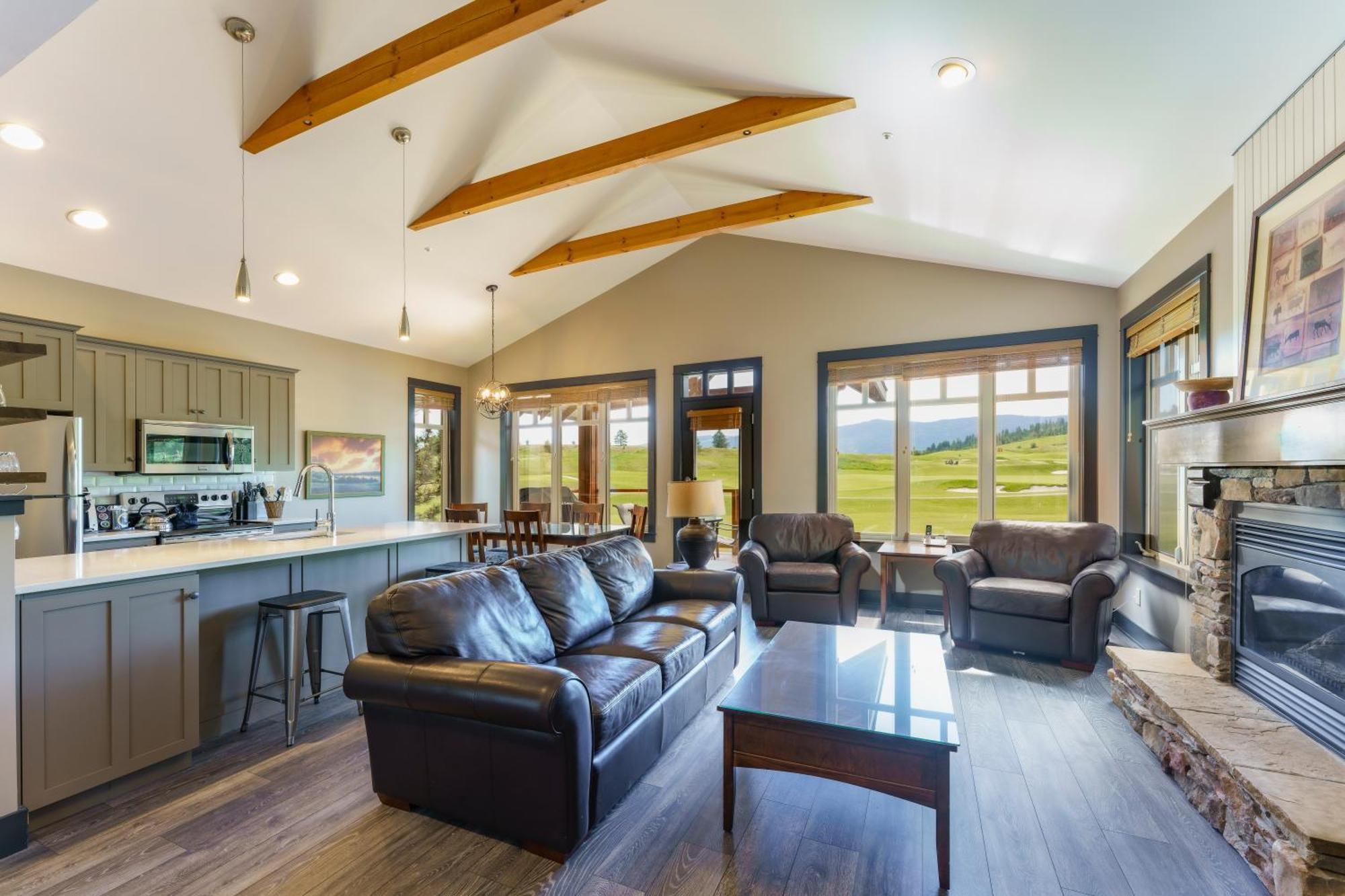 Predator Ridge Resort Vernon Exterior photo