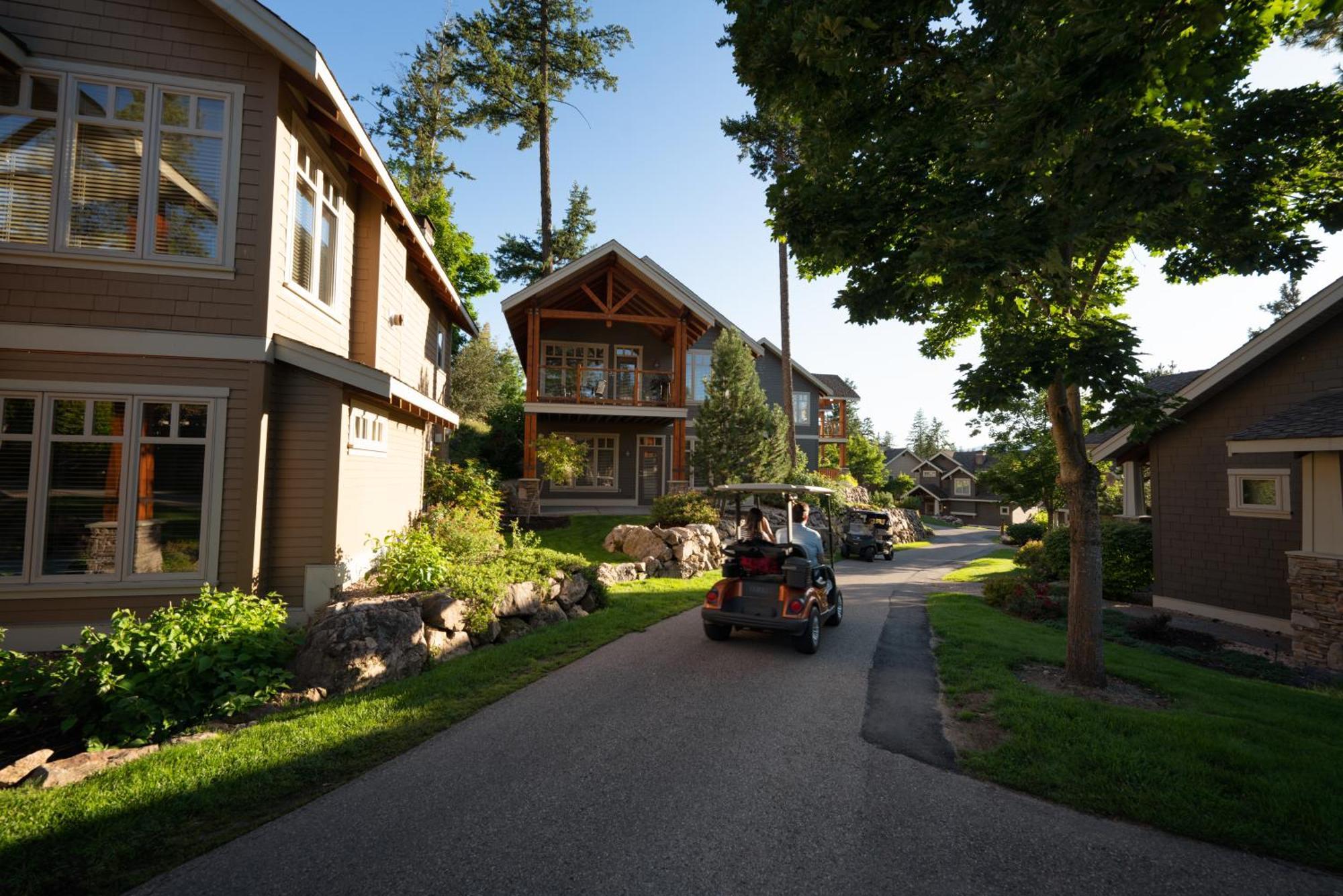 Predator Ridge Resort Vernon Exterior photo